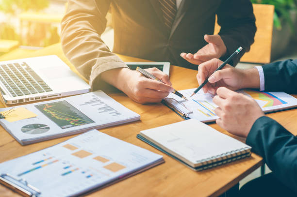 Novistra Advisory – Strategic Advisory